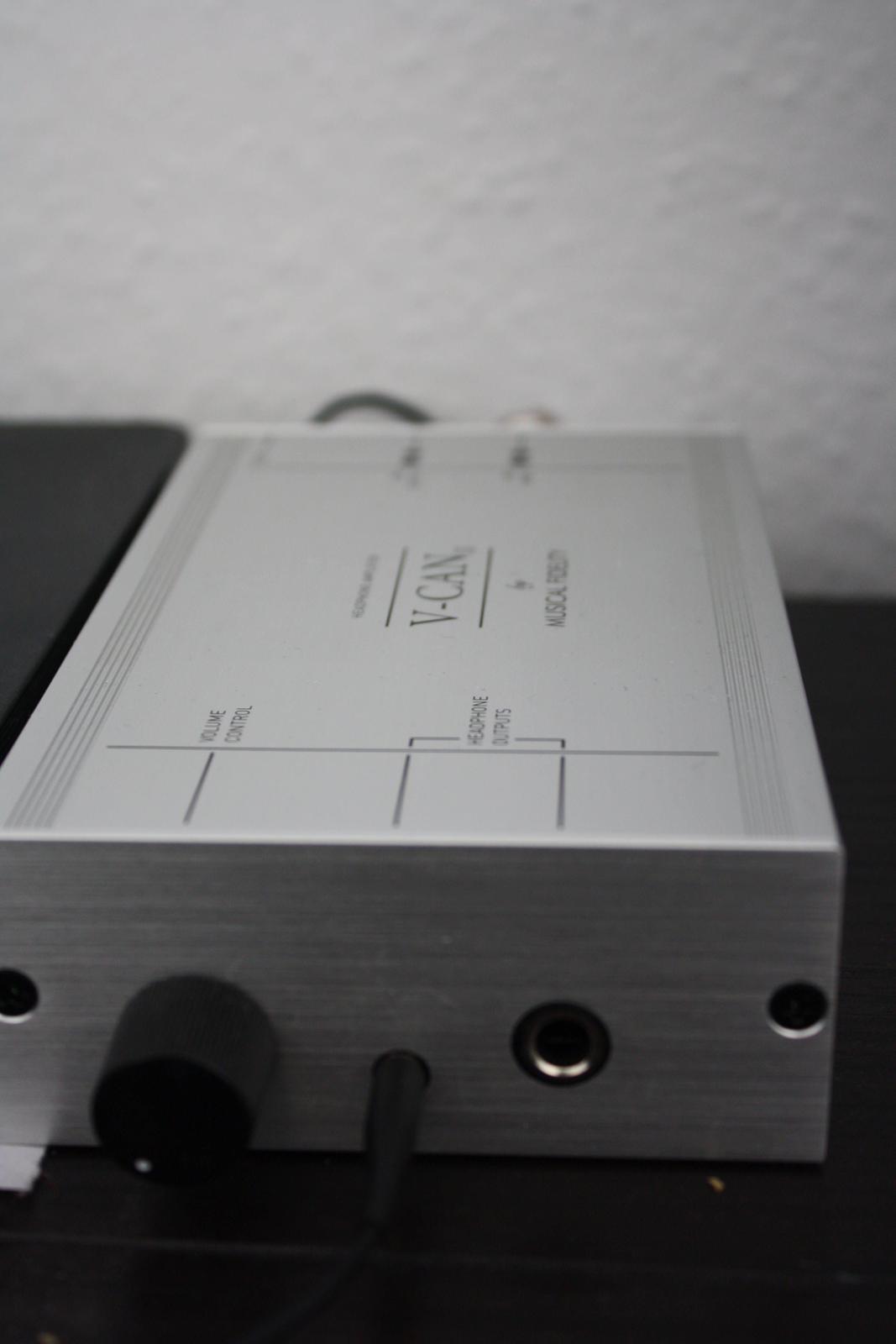 Computeranlæg B&W på Musical Fidelity billede 3