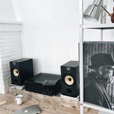 Musikanlæg B&W 685 S2 / Denon setup