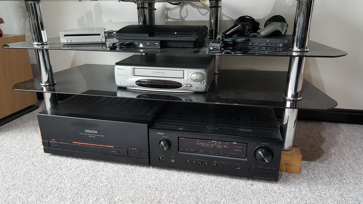 Hjemmebiograf 5.2 Dali & denon setup - Tv bordet med alle herlighederne :)  billede 21