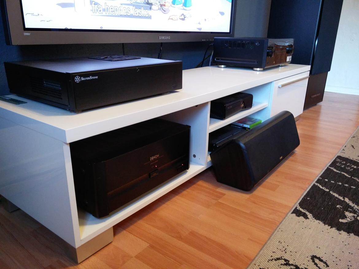 Hjemmebiograf Cerwin Vega AL-1002, Pioneer VSX, Denon POA - Mediecenter PC over Denon POA 2800. Frontstof på højttalerne billede 5