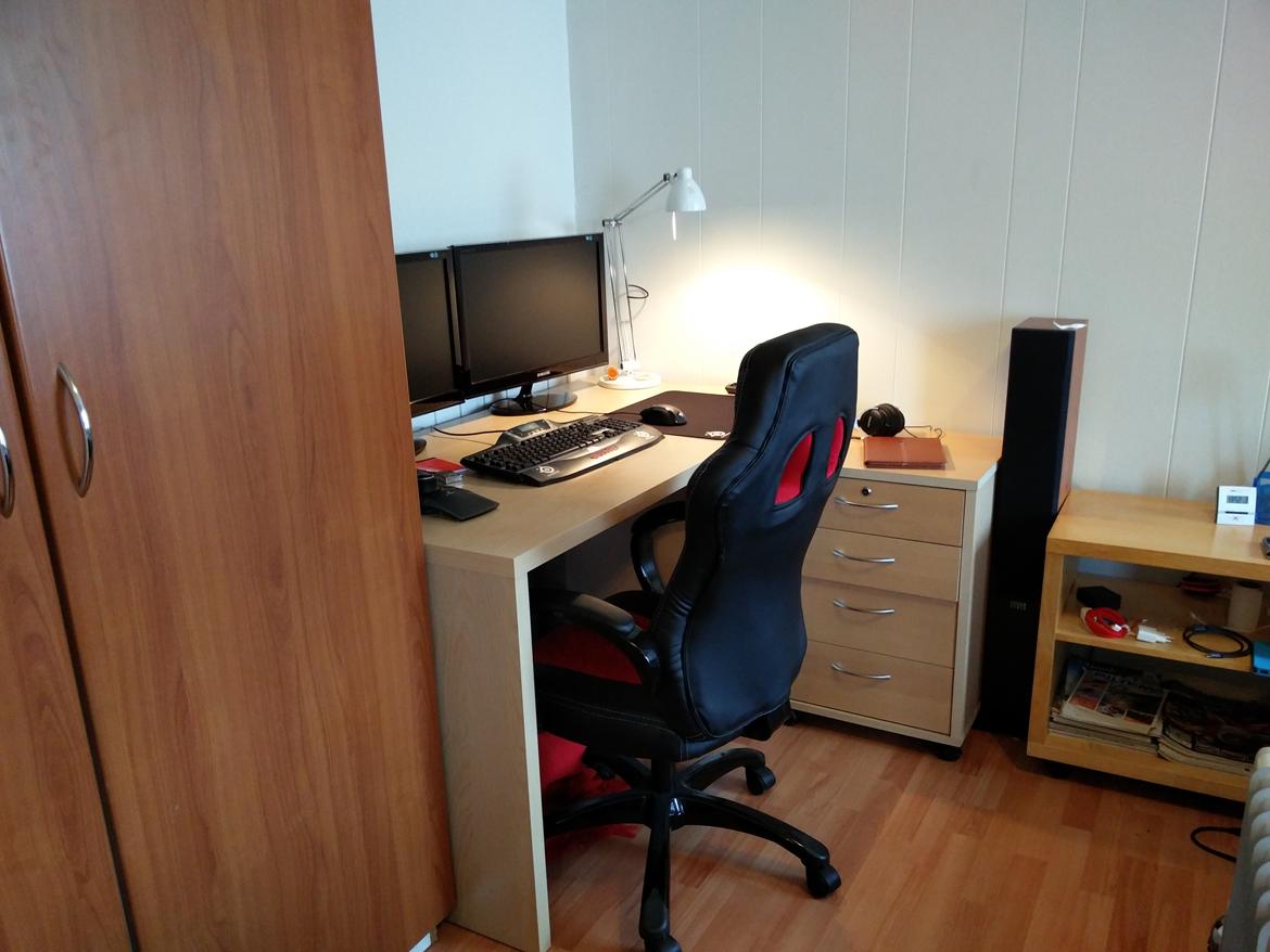 Hjemmebiograf Cerwin Vega AL-1002, Pioneer VSX, Denon POA - Arbejdshjørne billede 10