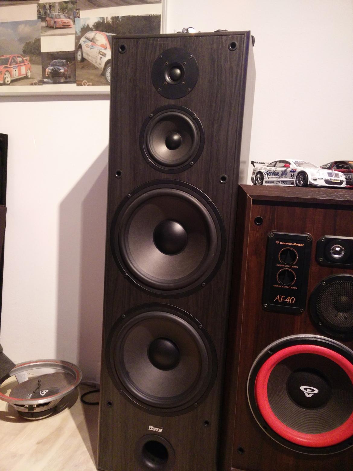 Hjemmebiograf pioneer 7.1 cerwin vega, celestion, baze billede 4