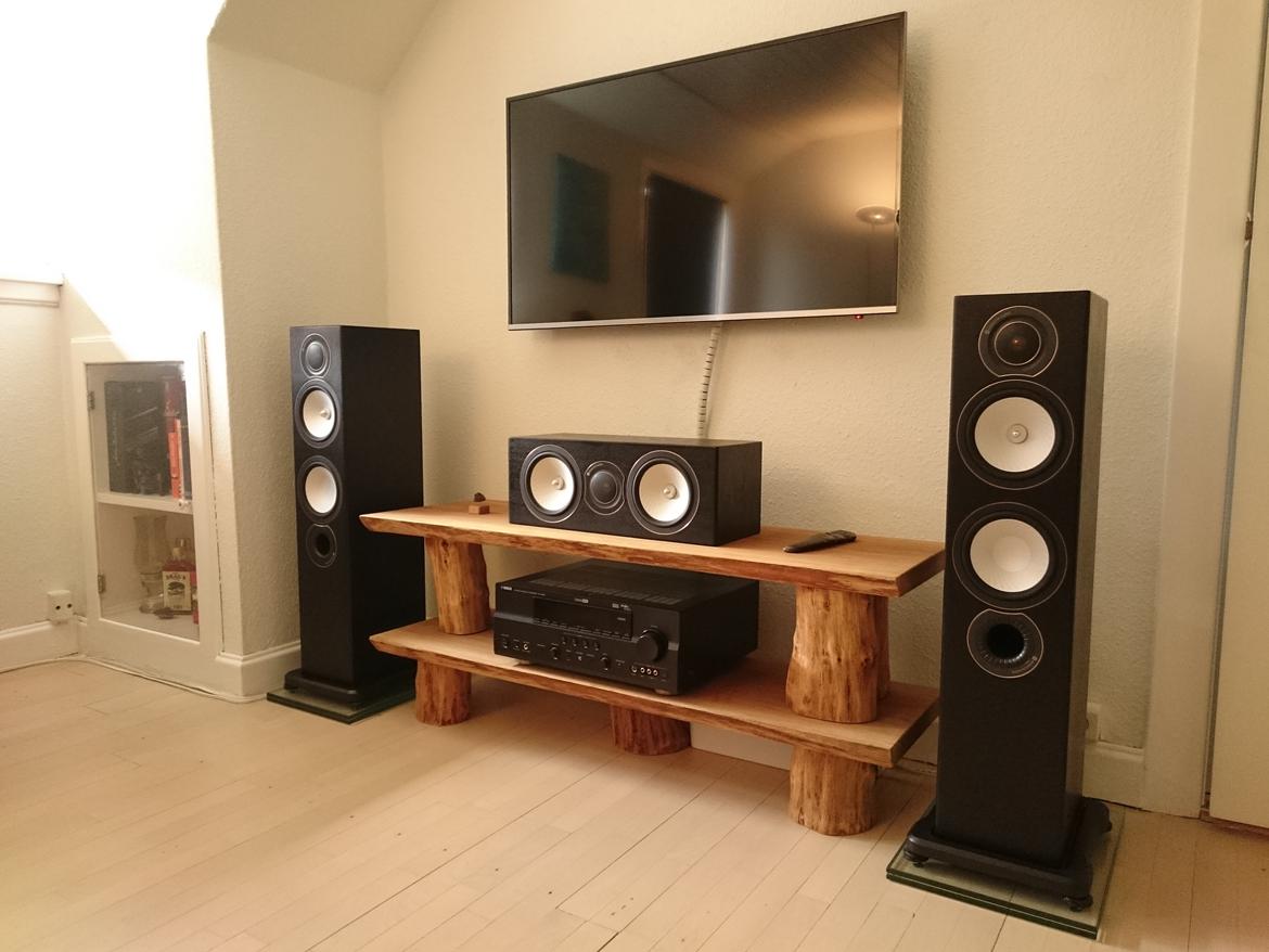 Hjemmebiograf Monitor audio + Bower & Wilkins + Yamaha rx v661  billede 2