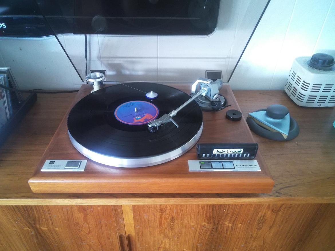 Musikanlæg Gammelt, men godt billede 8