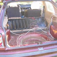 Bilstereo Kadett E ICE