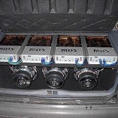 Bilstereo mega anlæg i skoda