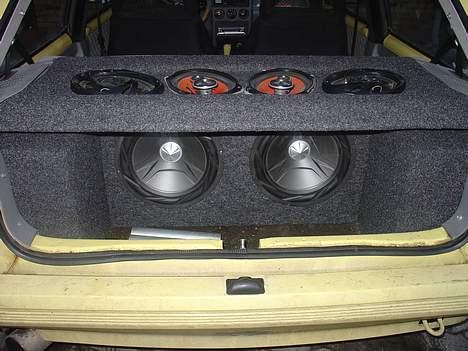 Bilstereo corsa a GT billede 1