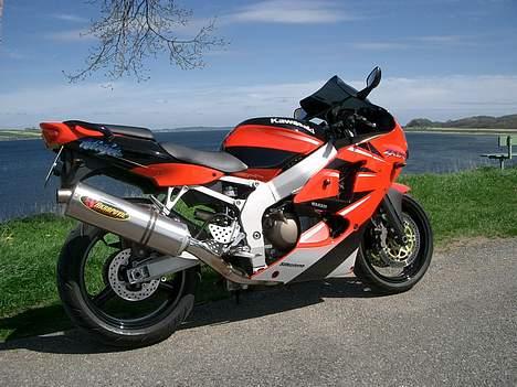 Hjemmebiograf B&W stue - Her er min bike, se den også på http://www.motorcykelgalleri.dk/html/gal_visbil.asp?ID=1494 billede 12