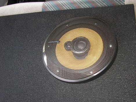 Bilstereo Opel Kadett billede 4