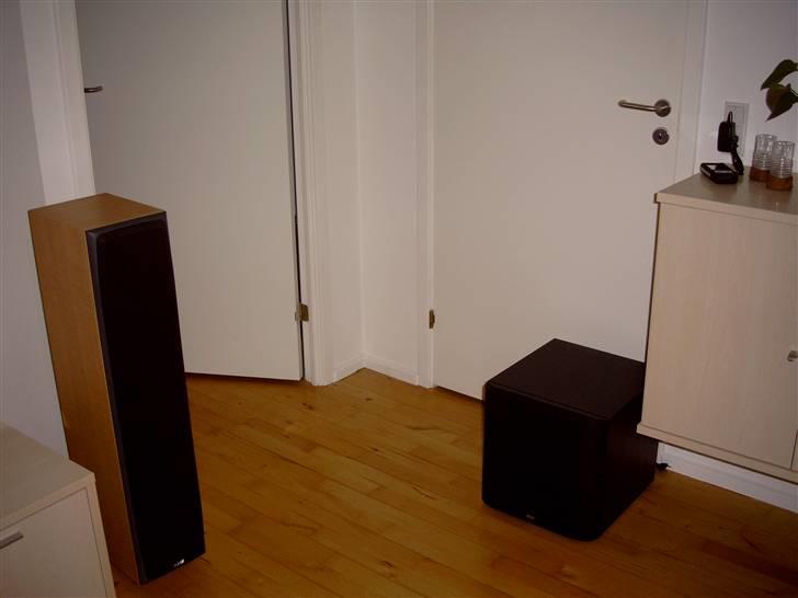 Hjemmebiograf Denon og B&W - B&W asw600 billede 3