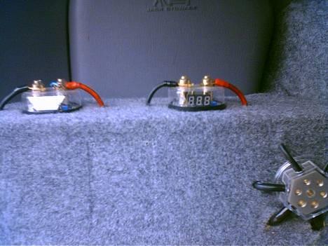 Bilstereo Chrysler Grand Vouager  - mine kondensatorer billede 5