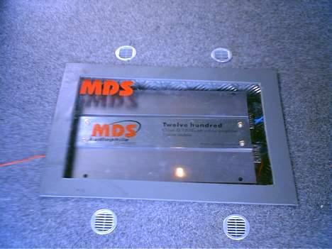 Bilstereo Chrysler Grand Vouager  - MDS monoblok til subbene billede 9