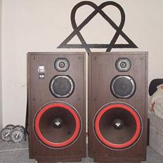 Musikanlæg Cerwin Vega VS-150