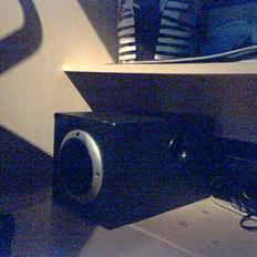 Computeranlæg trust home theatre system