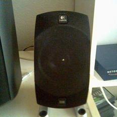 Computeranlæg Logitech Z5500