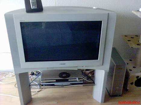 Musikanlæg luxmand hifi - der står 2 dvd men den ene er kun tl mpeg4 skiver og almenlig dvd  billede 6