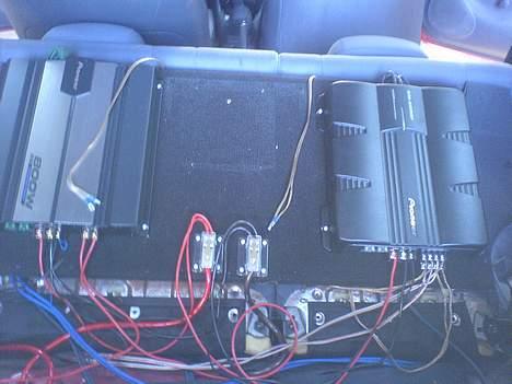 Bilstereo i corolla (pioneer) - lidt bygge rod, mangler lige min nye kondesator billede 8