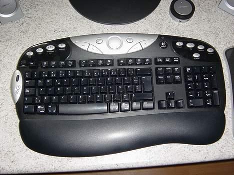 Computeranlæg Sony/logitech/Asus/Bose/ billede 9
