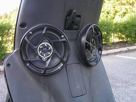 Scooterstereo Stereo on DiTech - Pioneer højtallere..... med bass, diskant og mellem-tone..!! billede 5