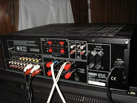 Musikanlæg Jamo / Yamaha - Bagsiden af "Yamahaen"  billede 5
