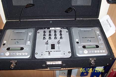 Diskoteksanlæg DJ udstyr + lille mobilt billede 7