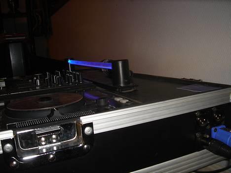 Diskoteksanlæg DJ udstyr + lille mobilt billede 9