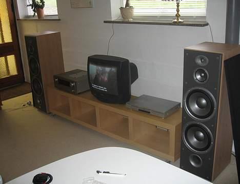 Musikanlæg E100 + denon billede 1