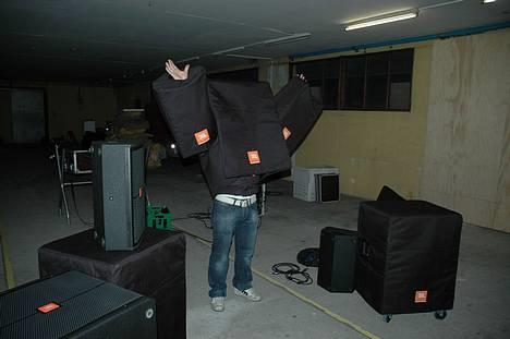 Diskoteksanlæg TLS Production - JBL MANDEN!!!.... Når oprydning bliver kedelig dukker an ALTID op.. billede 14
