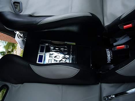 Bilstereo Corsa B "Miss B" anlæg billede 3