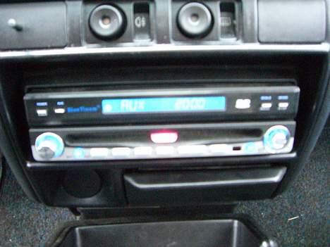 Bilstereo Ford Fiesta billede 6