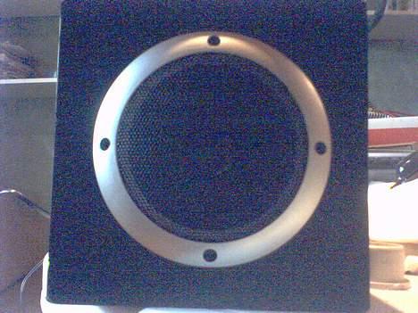 Computeranlæg trust home theatre system - subwooferen forfra billede 17