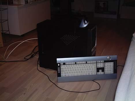 Hjemmebiograf feat. Computer billede 5