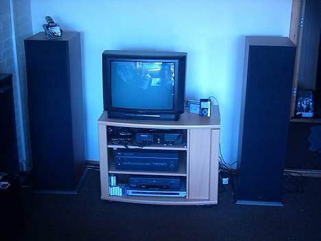 Musikanlæg Nad c372 & Dali Concept10 billede 1