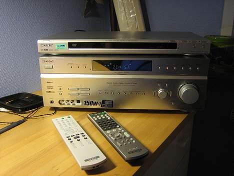 Musikanlæg Sony anlæg - Forstærker og DvD med fjernbetjeninger. billede 13