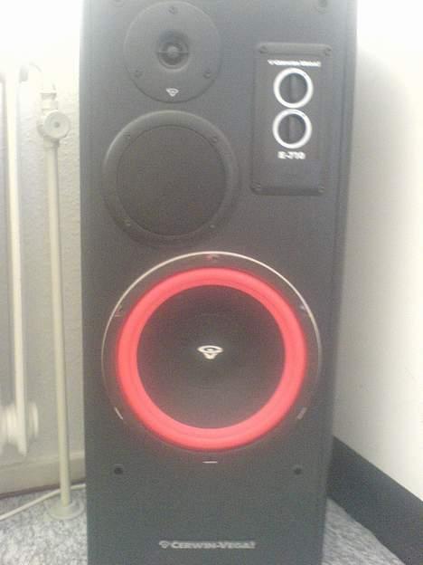 Musikanlæg NAD vs. Cerwin Vega billede 2