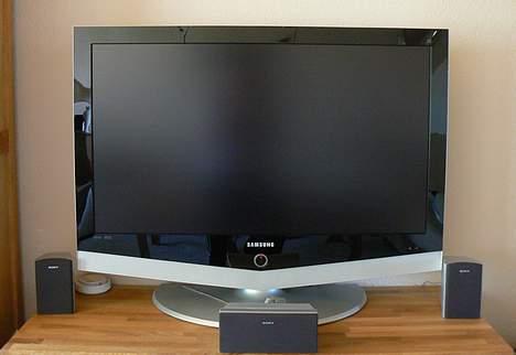 Hjemmebiograf Hjemmebio med 40"  - Mit nyindkøbte 40" Samsung Tv  billede 3