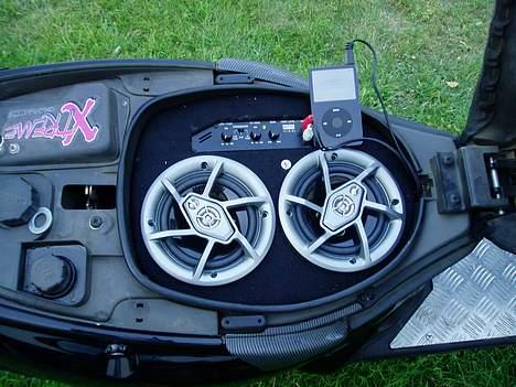 Scooterstereo NRG Mc3 Scootersound billede 1