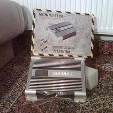 Bilstereo Saxo