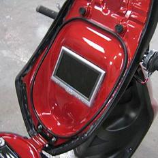 Scooterstereo Neo's Solgt.