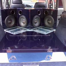 Bilstereo Hertz/Audison SPL