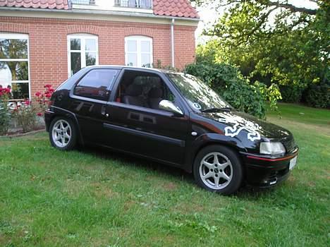 Bilstereo Alien anlæg i 106-Rallye billede 4