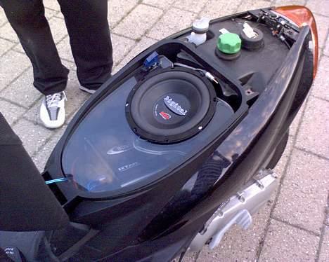 Scooterstereo MDS- CARSOUND billede 1