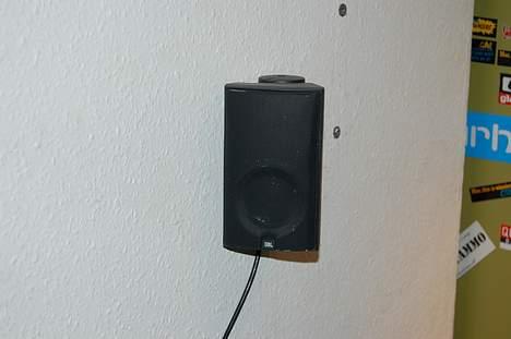 Hjemmebiograf denon, dali, jbl - jbl sat10 s (højre bag højtaler) billede 7