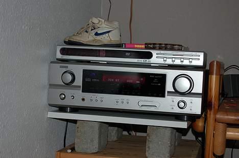 Hjemmebiograf denon, dali, jbl - denon og amitech billede 9