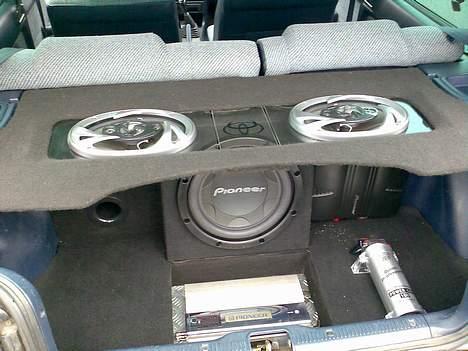 Bilstereo Pioneer Corolla billede 1