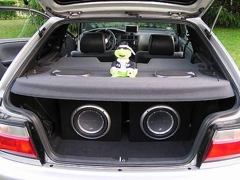 Bilstereo Rockford fosgate - sådan ser det ud nu billede 10