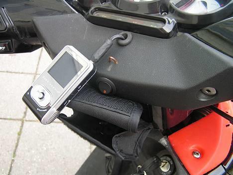 Scooterstereo Stereo on DiTech - har psp.... sad bare lige en vens Mp4 på, da jeg tog billederne..!! ;) billede 8