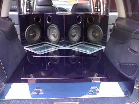 Bilstereo Hertz/Audison SPL billede 3