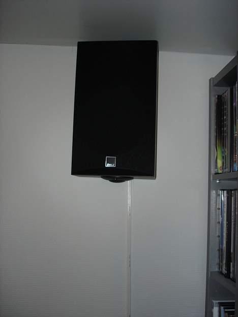 Hjemmebiograf Denon + Dali - Dali R1000 baghøjttaler billede 1