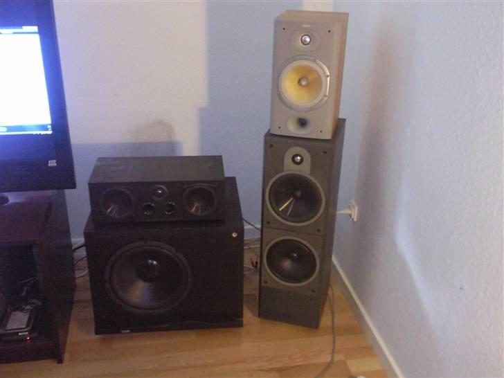 Hjemmebiograf DENON-B&W-HITACHI gammelt billede 11